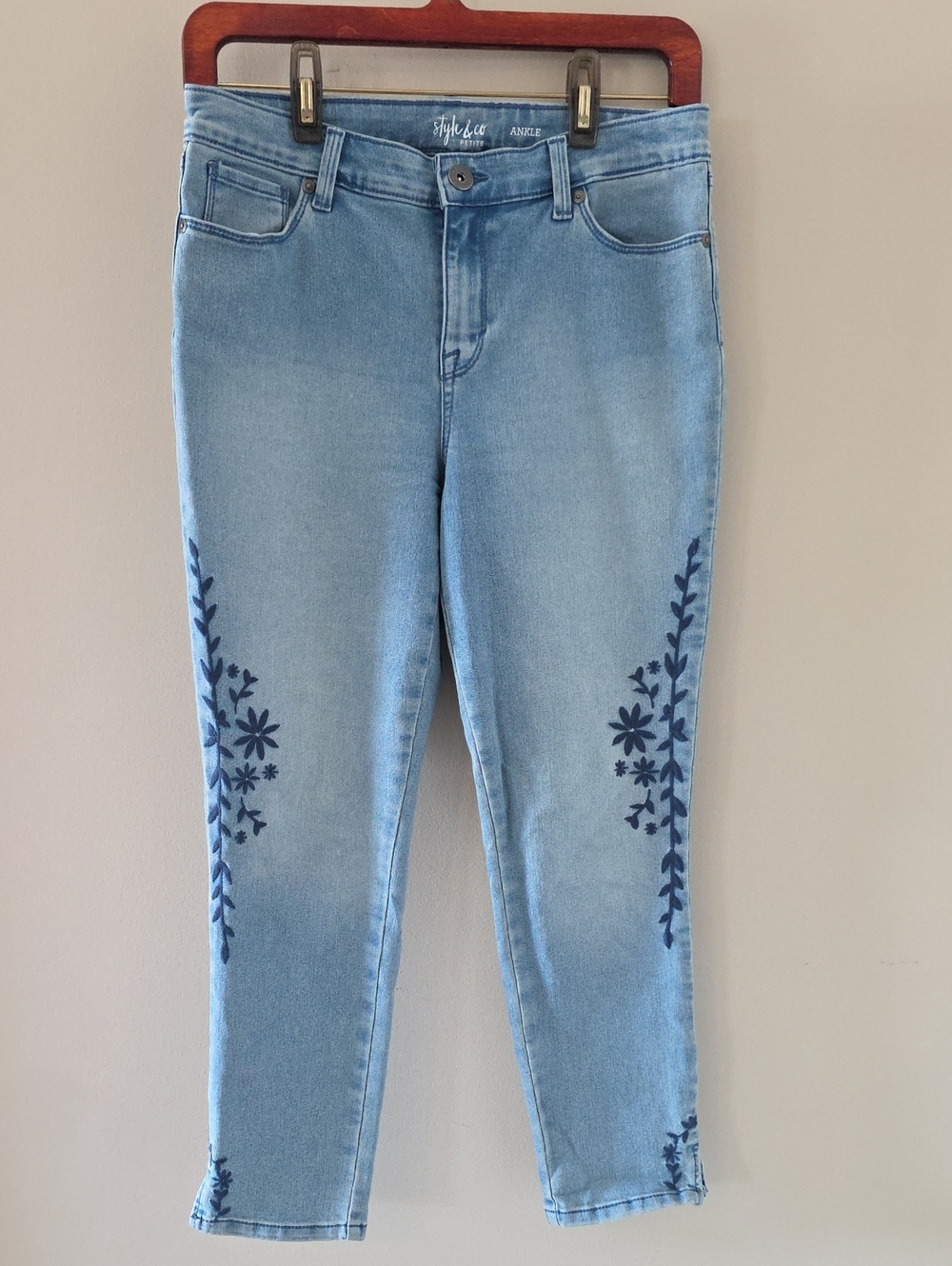 Style & Co. Light Blue Ankle Jeans with Navy Floral Side Embroidery